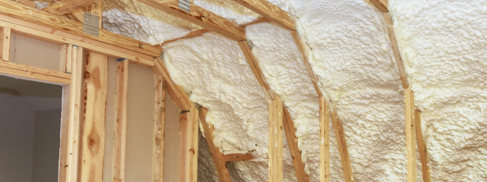 Roofing Spray Foam Insulation Aurora IL